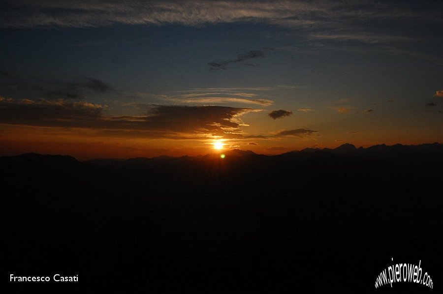 11 Il sole scende a ovest.jpg